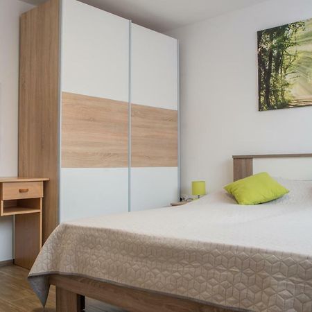 Apartment Vir Karlovac Ngoại thất bức ảnh